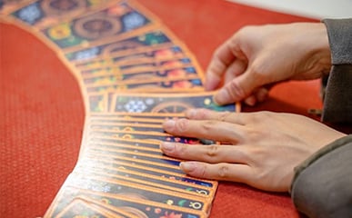 Curious about your compatibility with your favorite idol? A fun review of my visit to saju (fortune telling) and tarot cafés.