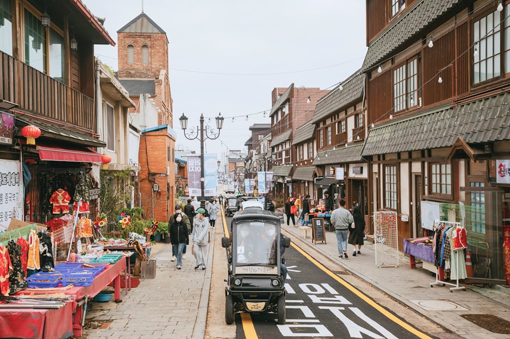 Open Port Cultural District / Incheon Chinatown (Songwol-dong Fairy Tale Village)