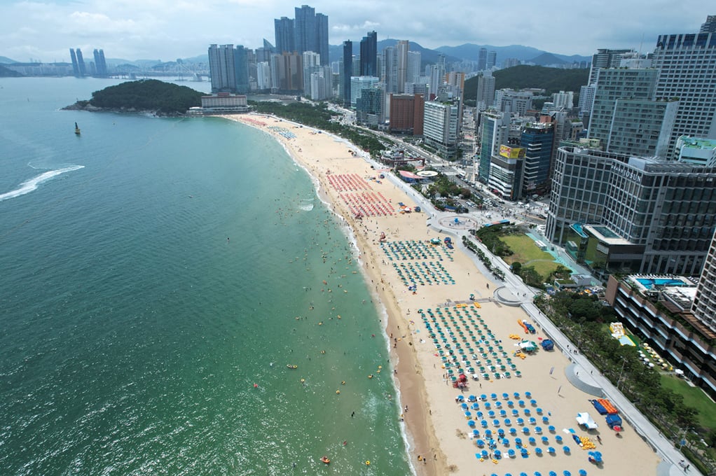 Haeundae Beach / Songjeong Beach
