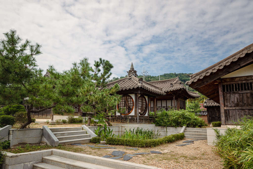 Seodongyo Theme Park