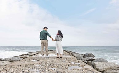 Take a Romantic Seaside Trip With Your Partner in Gangneung