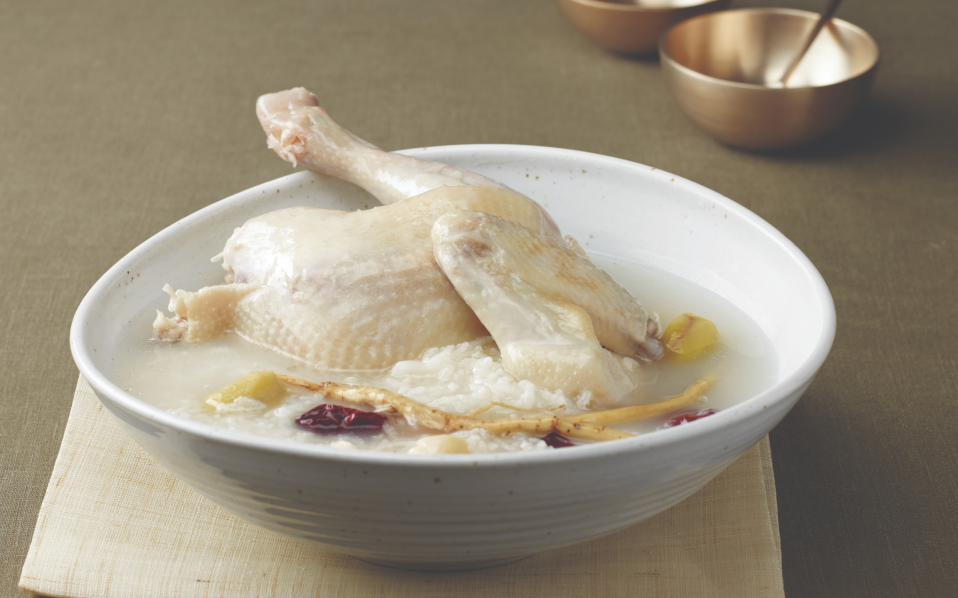 Dakbaeksuk (chicken ginseng soup)
