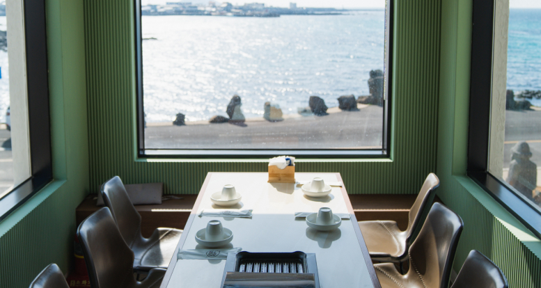 Jeju Black Pork Specialty Restaurant Haejeo where you can dine while looking at the beach
