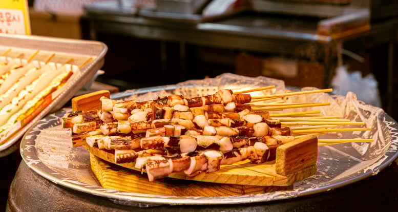 Jeonju Hanok village selling various street foods