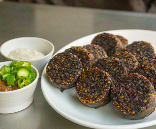 Grilled blood Sundae sold at Daramgee