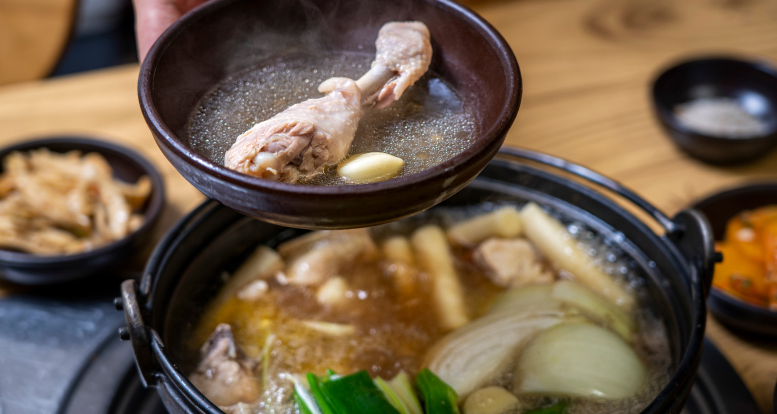 Gwangjang Market Restaurant