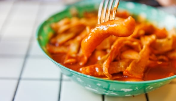 Tteokbokki picked up with a fork